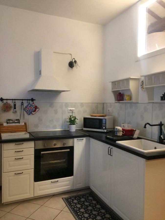 오피다 Casale Fonte Delle Pietre 빌라 외부 사진